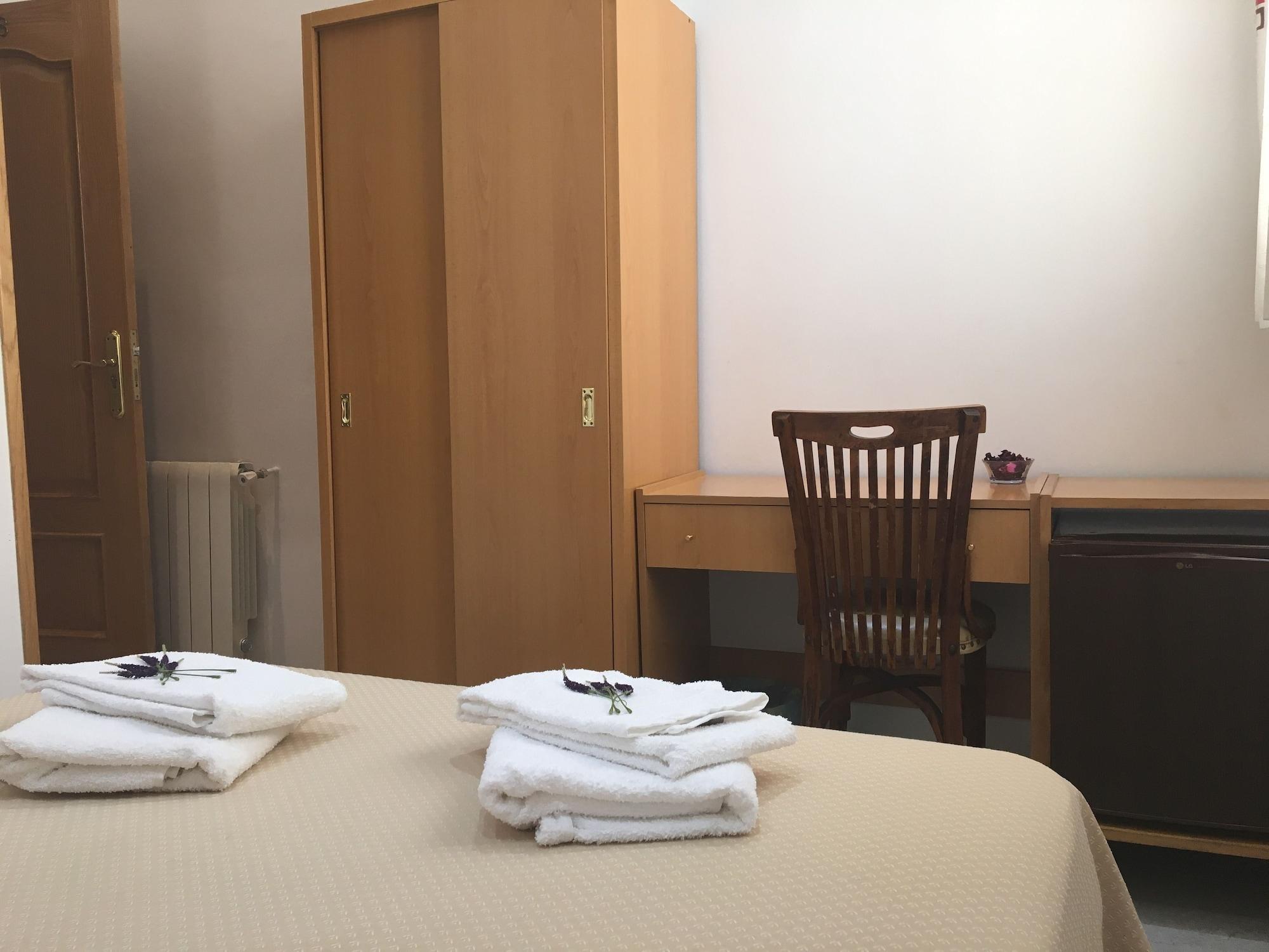Lido Hotel *